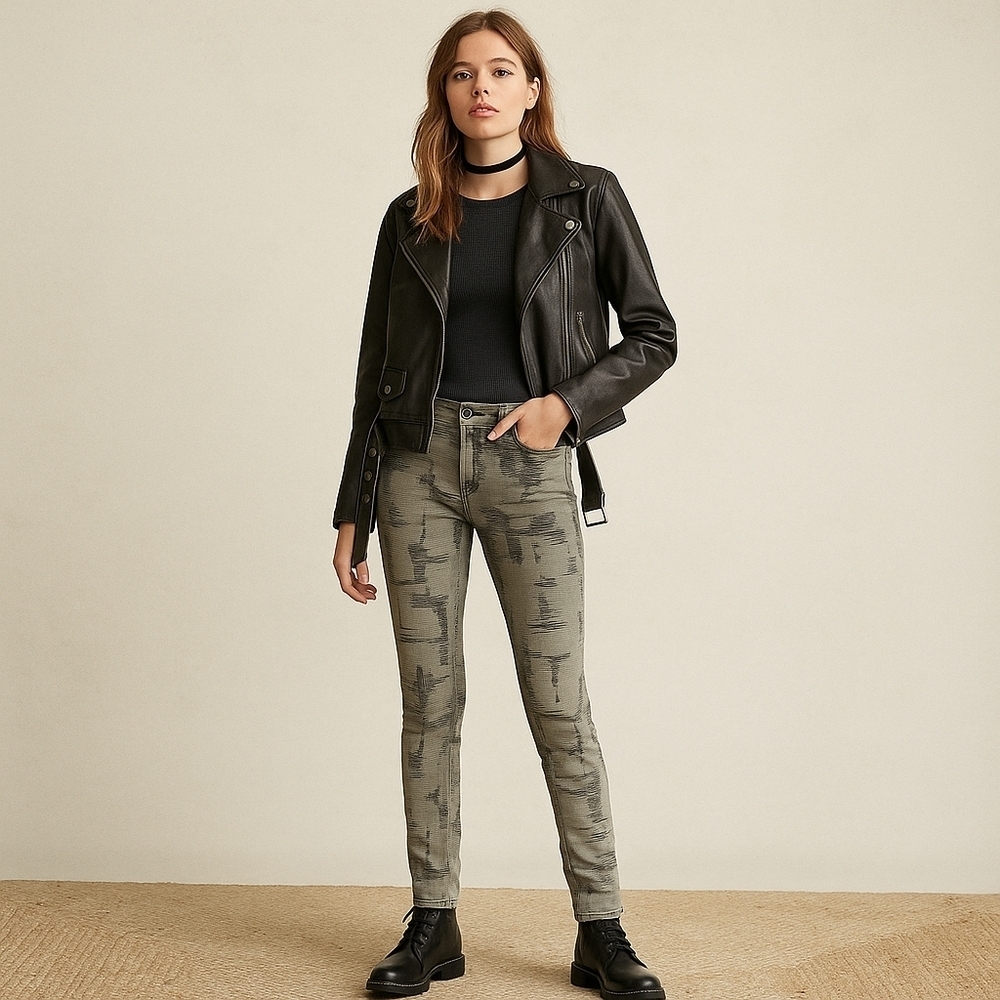 Free People Printed Boyfriend Skinny Jeans – 24 Waist - NWT